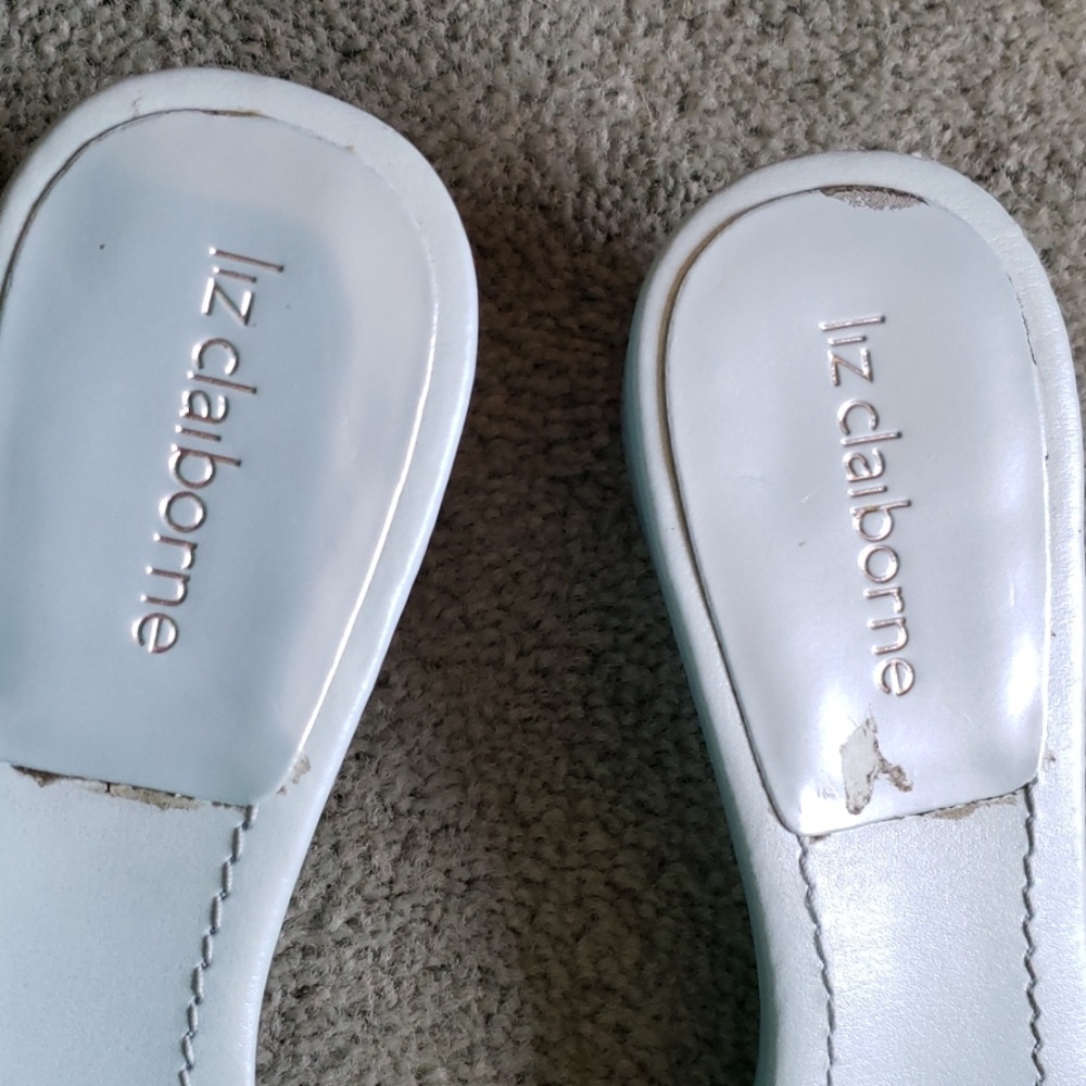 Liz Claiborne light blue patent leather slides - Picture 4 of 9